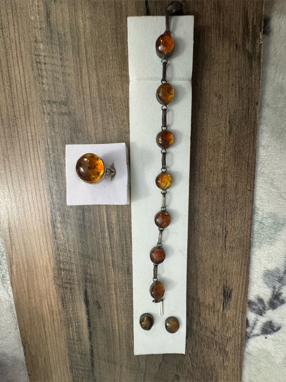 Amber Cabochon Link Bracelet — Warm Honey Brown